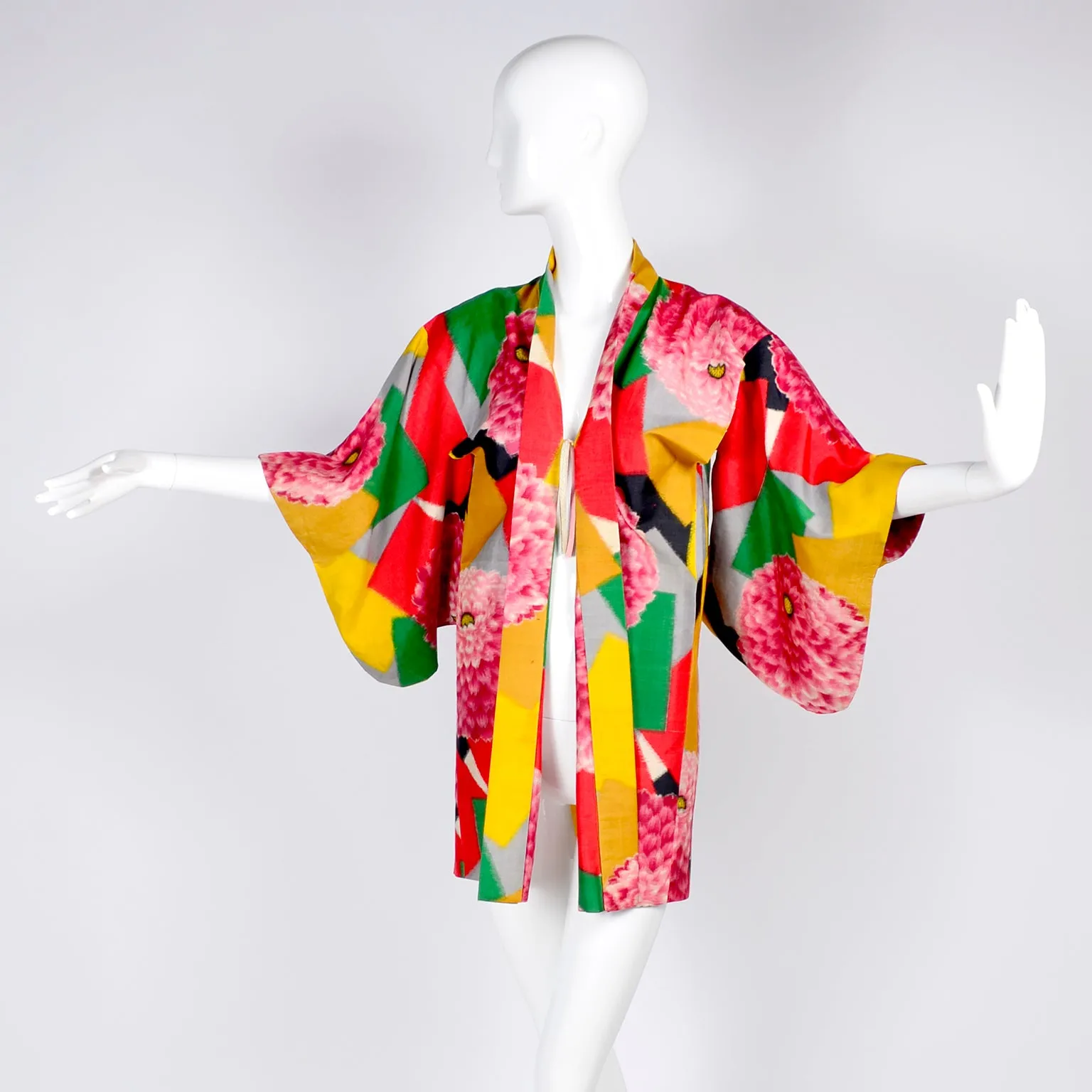 1930's Japanese Haori Silk Kimono Jacket Bold Zinnia & Patchwork Print