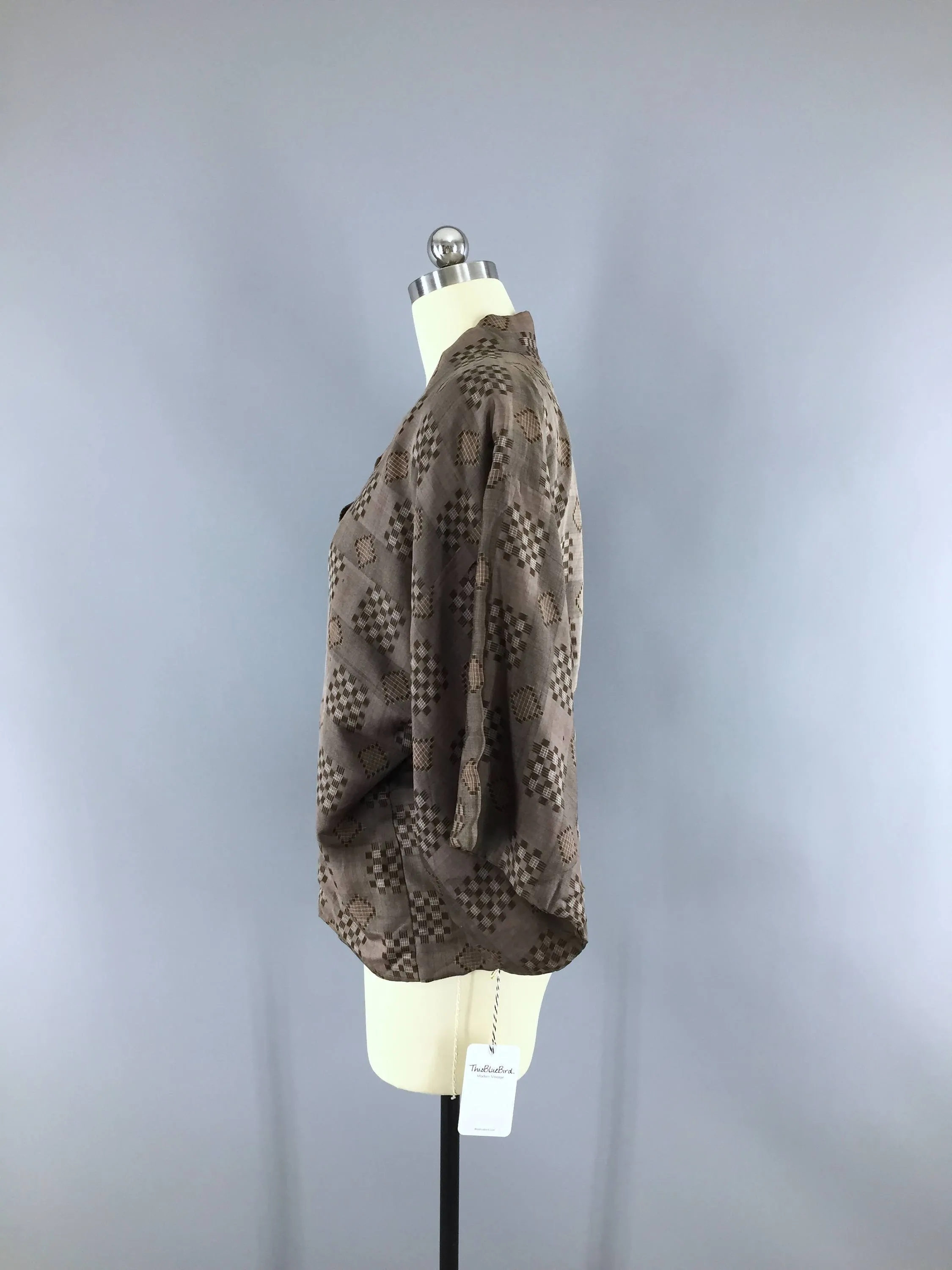 1930s Vintage Silk Haori Kimono Jacket Wrap Coat in Brown Ikat Meisen Silk