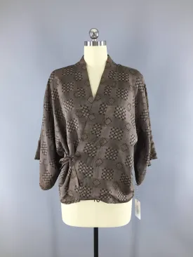 1930s Vintage Silk Haori Kimono Jacket Wrap Coat in Brown Ikat Meisen Silk