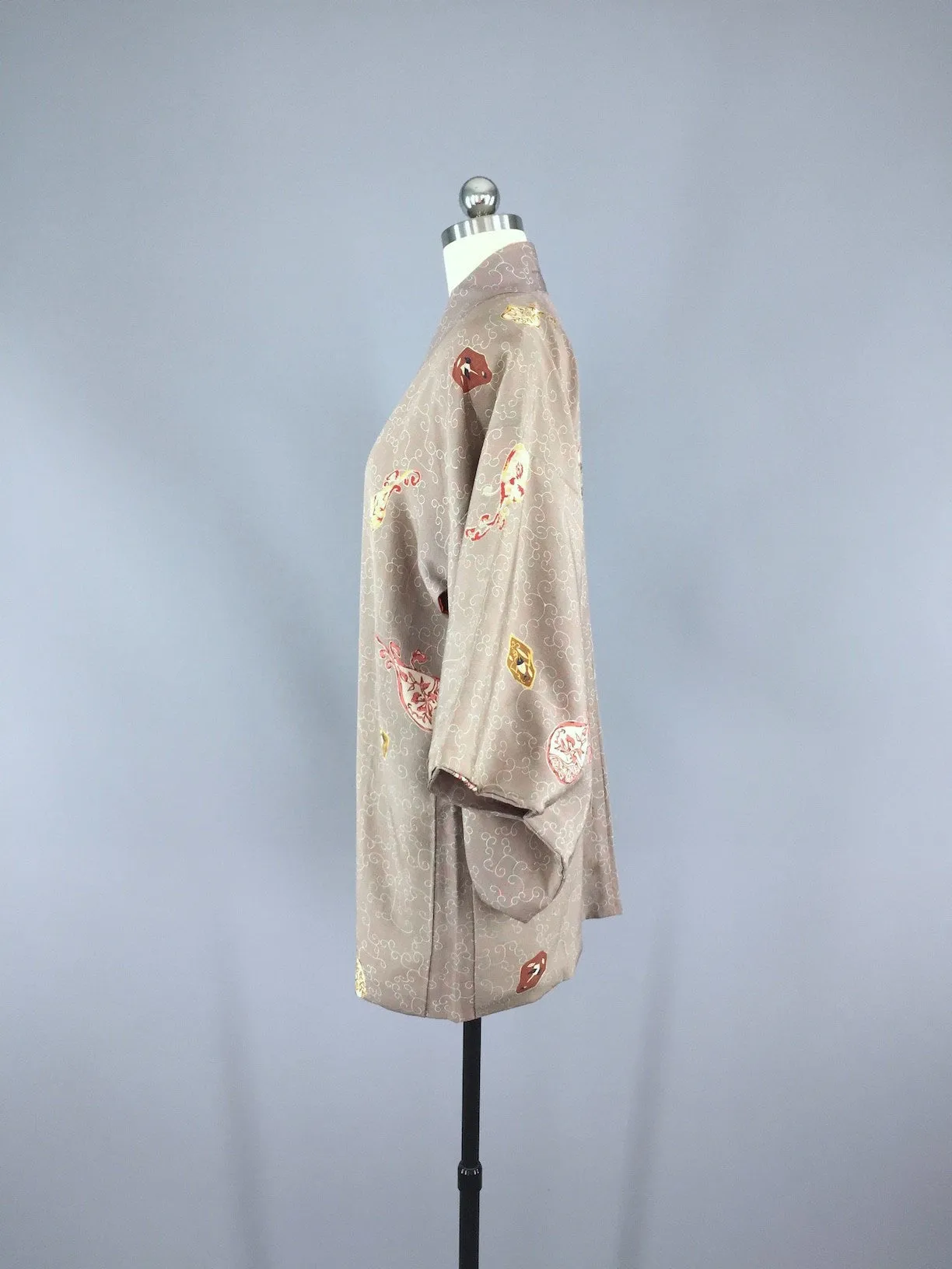 1950s Vintage Silk Haori Kimono Cardigan / Taupe Floral