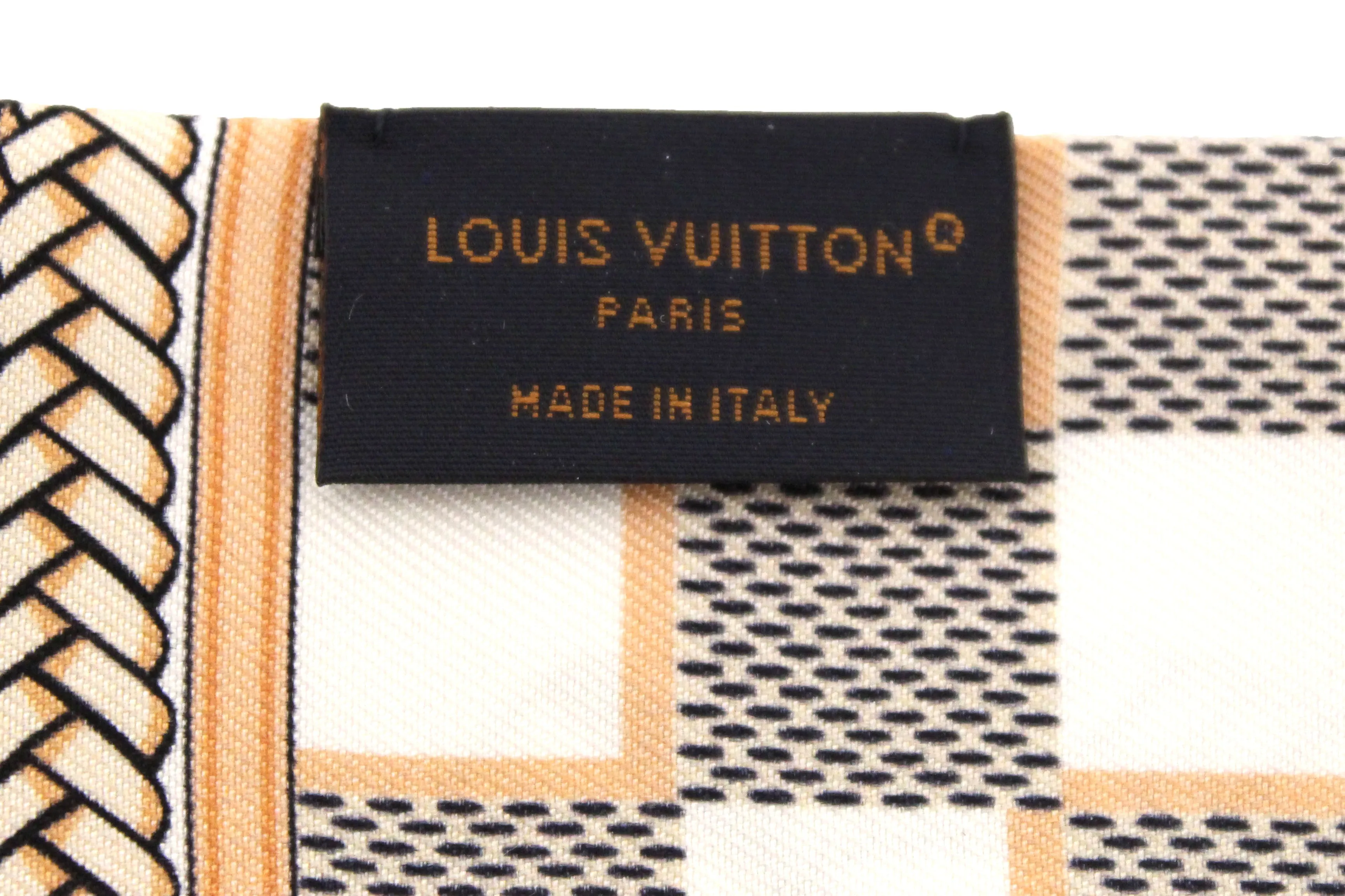 Authentic Louis Vuitton Silk Damier Infinity Bandeau Twilly Scarf