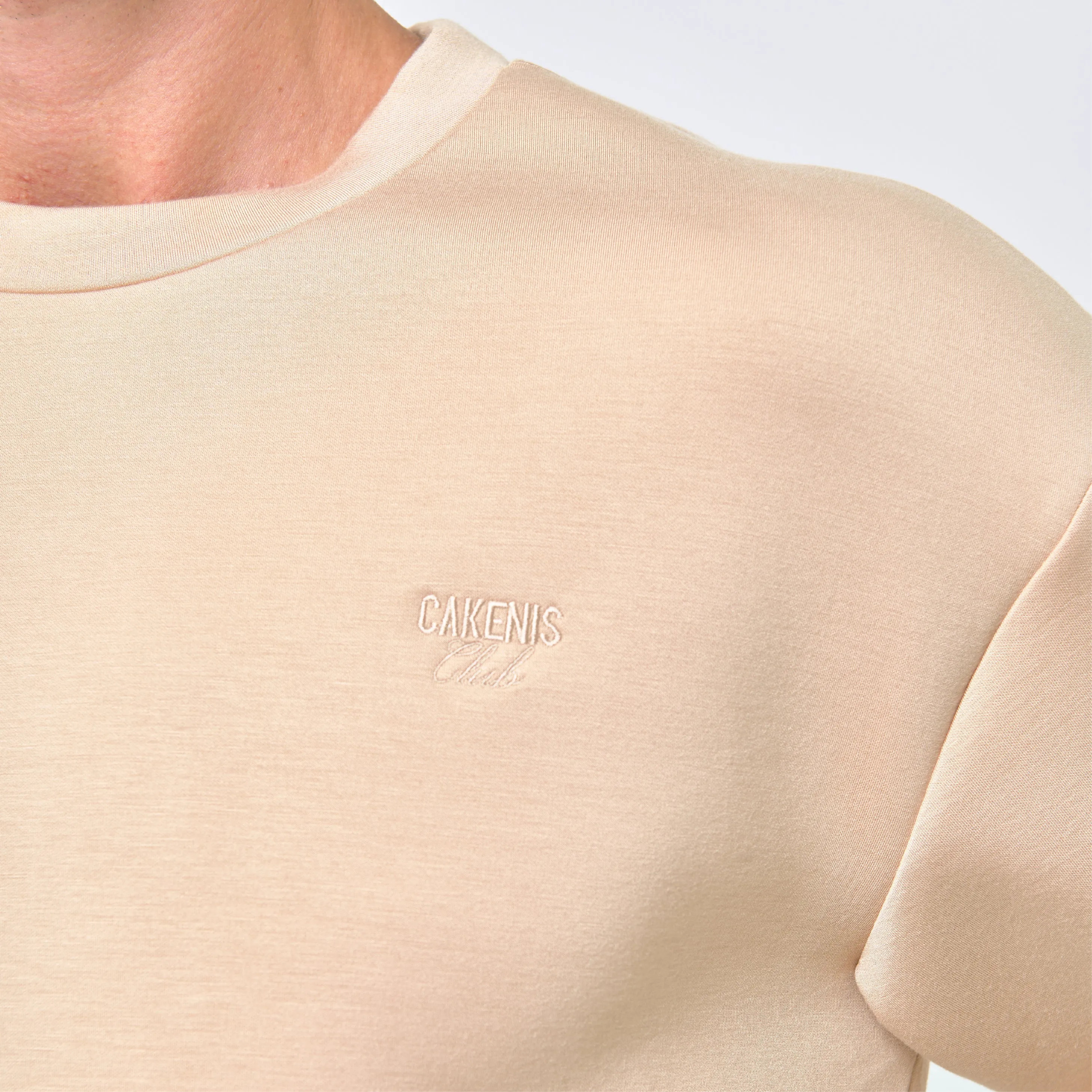 CAKENIS CLUB CHAMP OVERSIZED TEE IN BEIGE