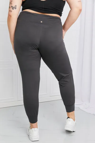 Pocketed High Waist Leggings