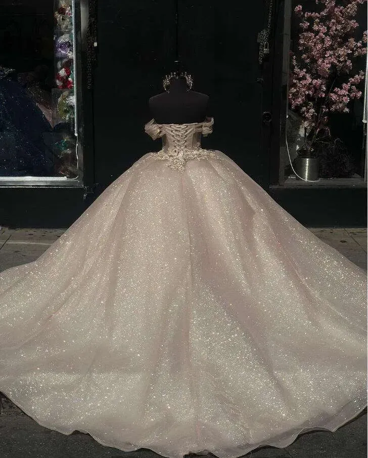 Shimmering Champagne Princess Quinceanera Dress with Off-the-Shoulder Glitter Corset for Sweet 16 Prom       fg6833