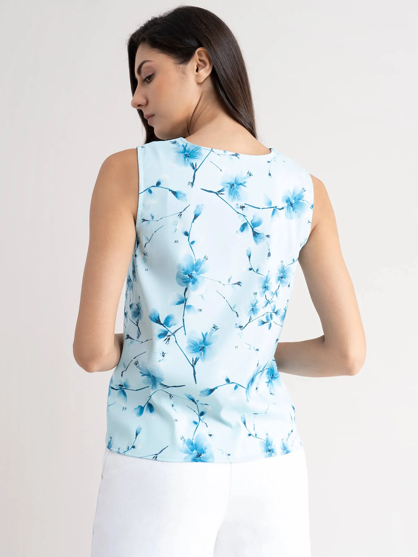 V Neck Floral Top - Blue