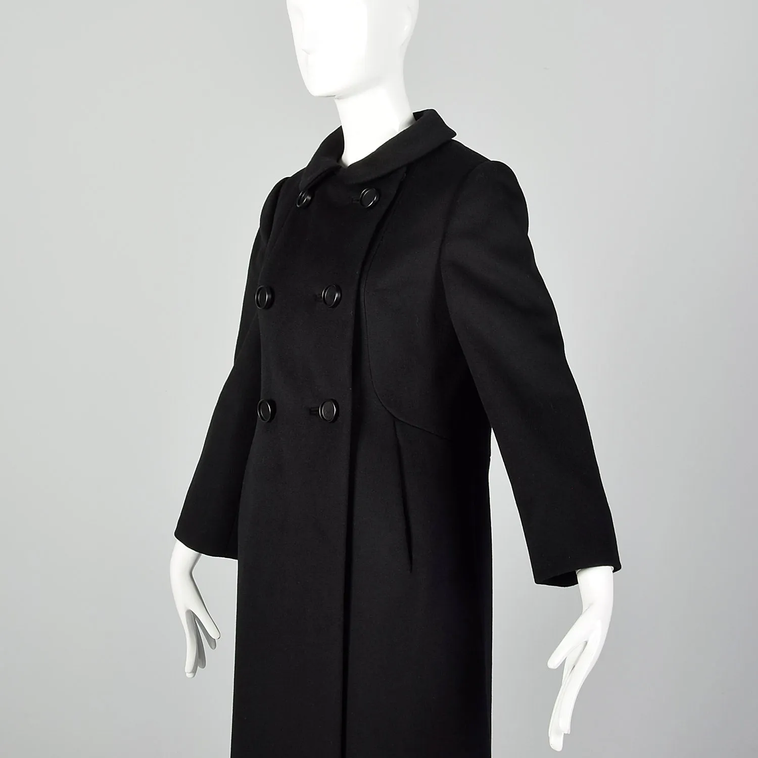 XS 1960s Black Peat Coat with Peter Pan Collar